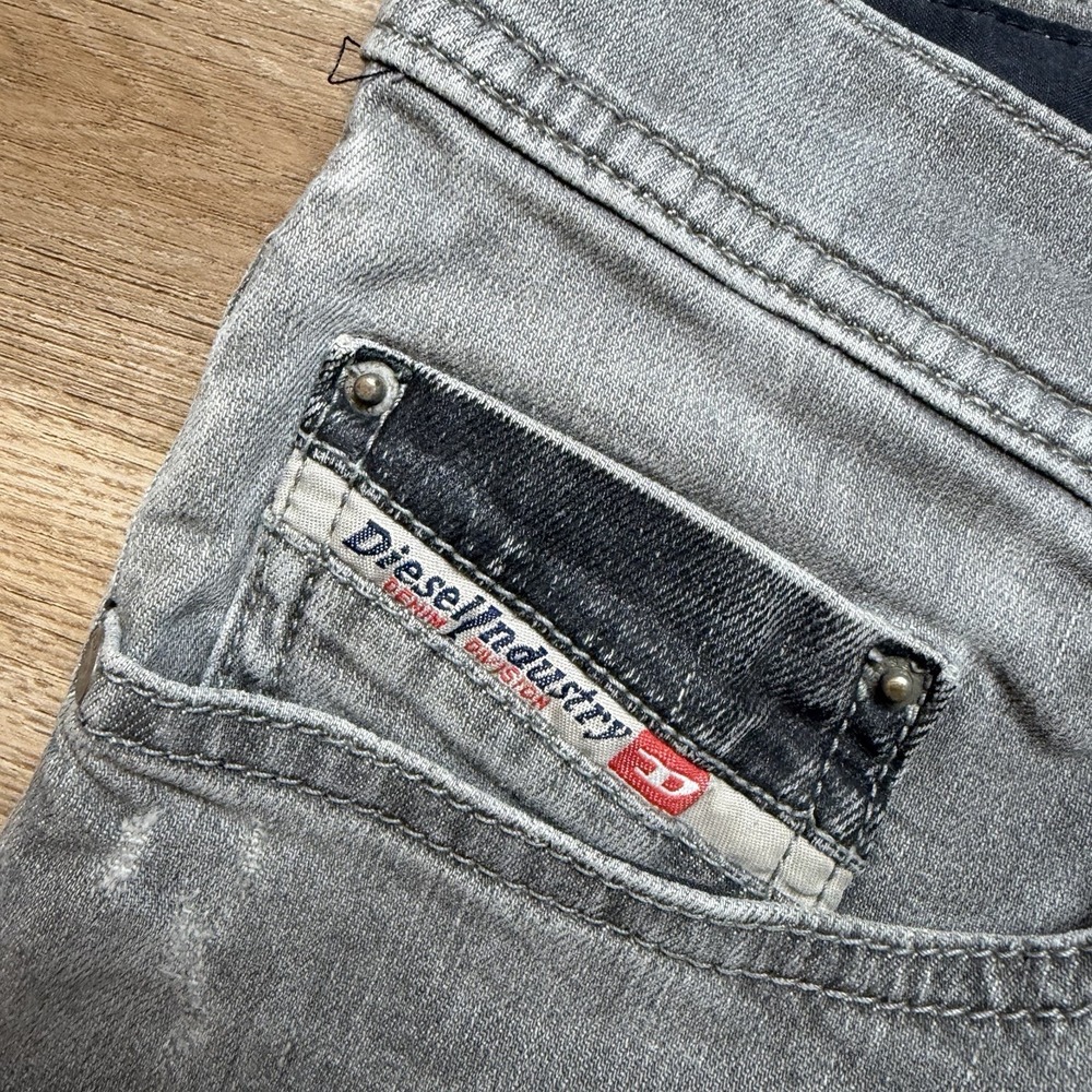 Diesel Tepphar Jeans Men 34x32 Gray Slim Carrot Stretch Distressed Whiskered - Picture 10 of 16